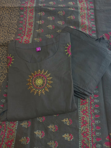 Three piece set