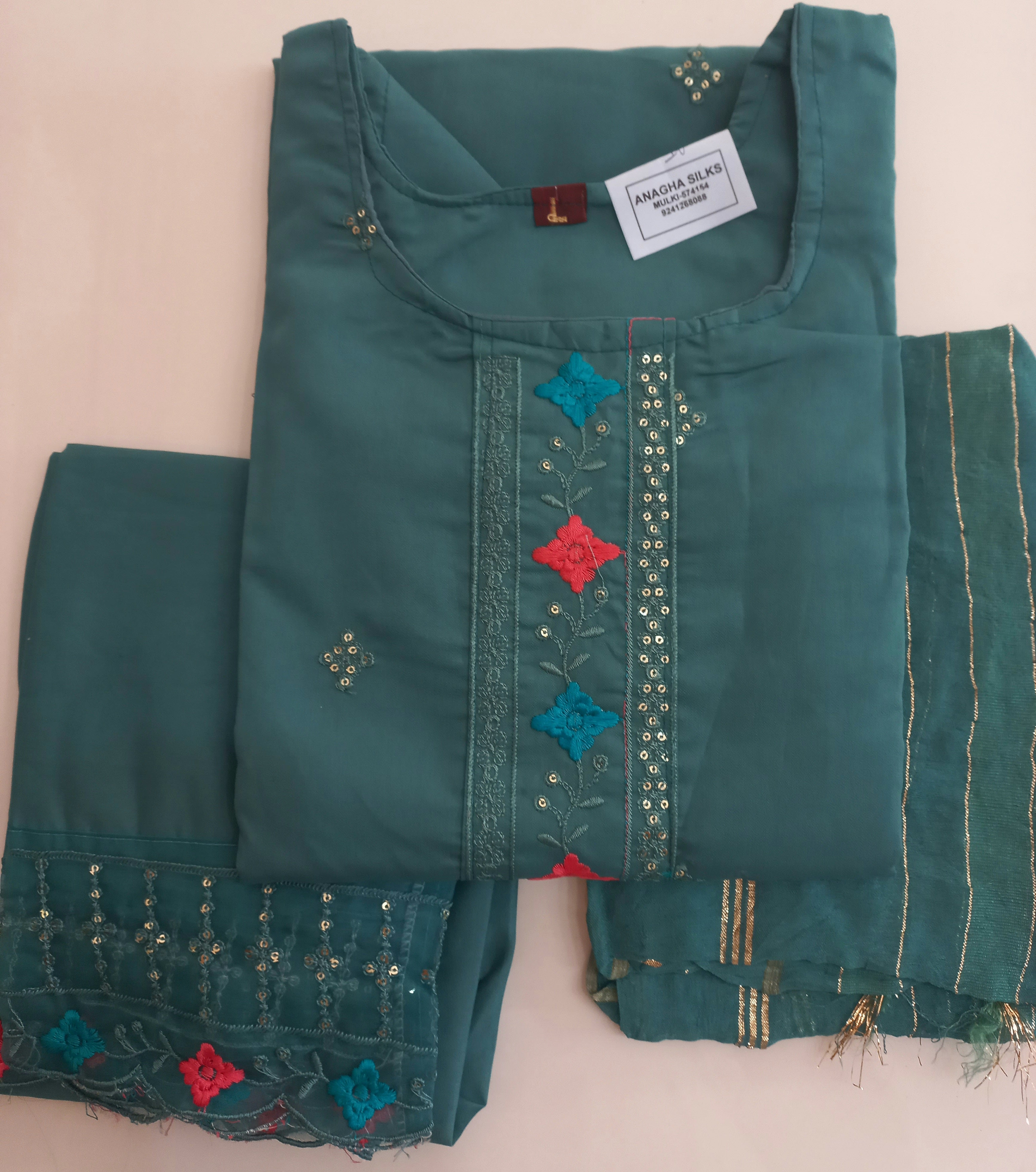 THREE PIECE SET